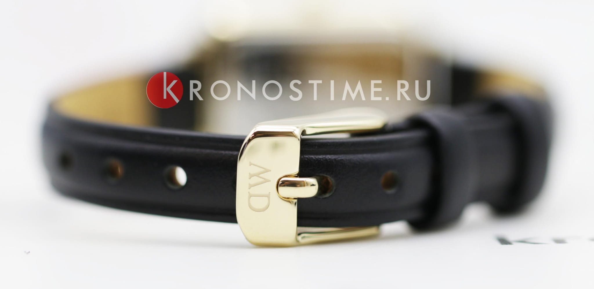 Daniel Wellington Daniel Wellington Quadro DW00100560 швеция наручные женские часы заводная головка с логотипом Daniel Wellington